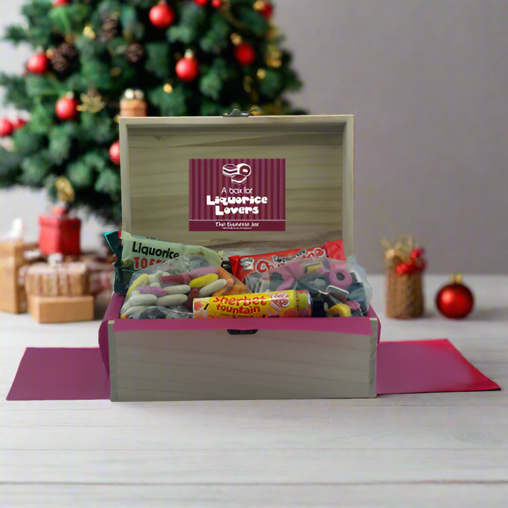 Liquorice Sweets Wooden Chest : Medium